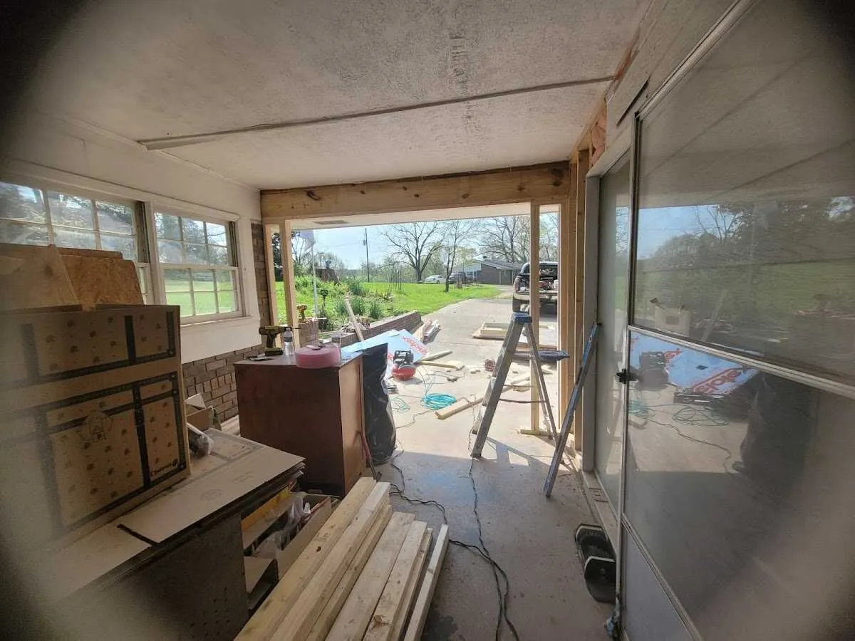 Air movers and dehumidifier for Water Mitigation Services in Braselton